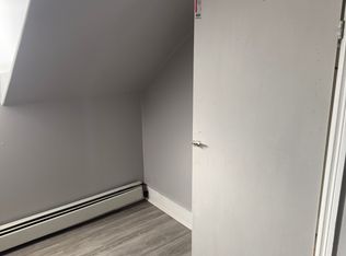 21 Burnett St APT 3, Providence, RI 02907