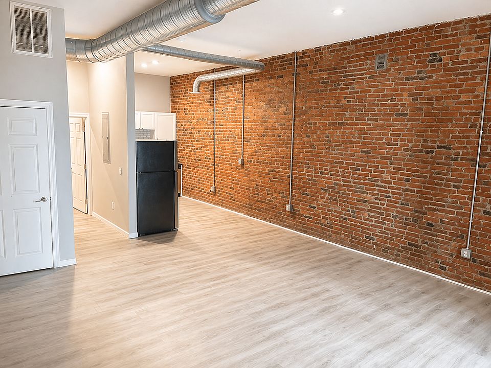 1st image of 114 N Main St #A