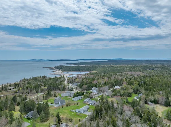 4 Seawall Point Lane, Southwest Harbor, ME 04679