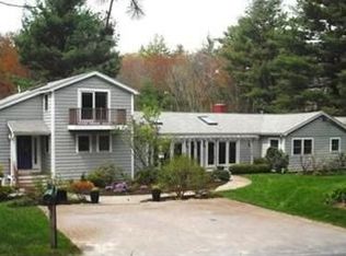 391 Maple St, Carlisle, MA 01741