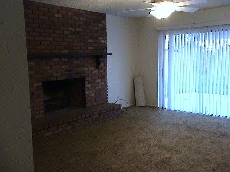 3rd image of 2113 E Yale Dr