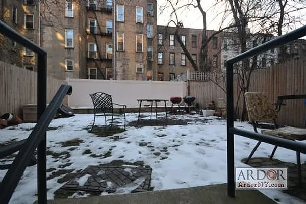 Rented by ArdorNY | media 2