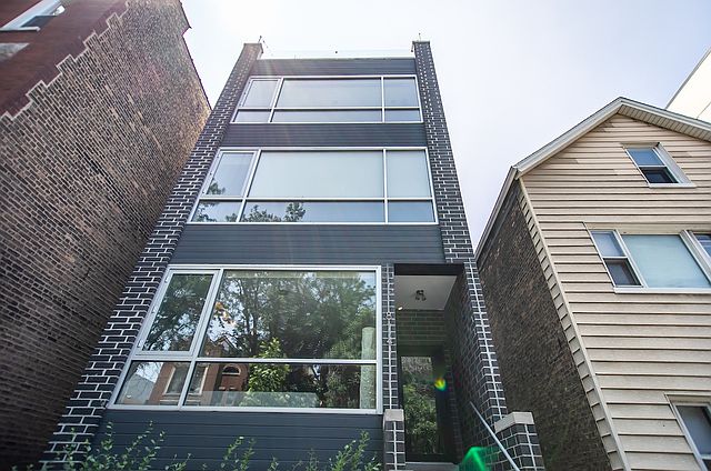 1st image of 874 N Marshfield Ave #3