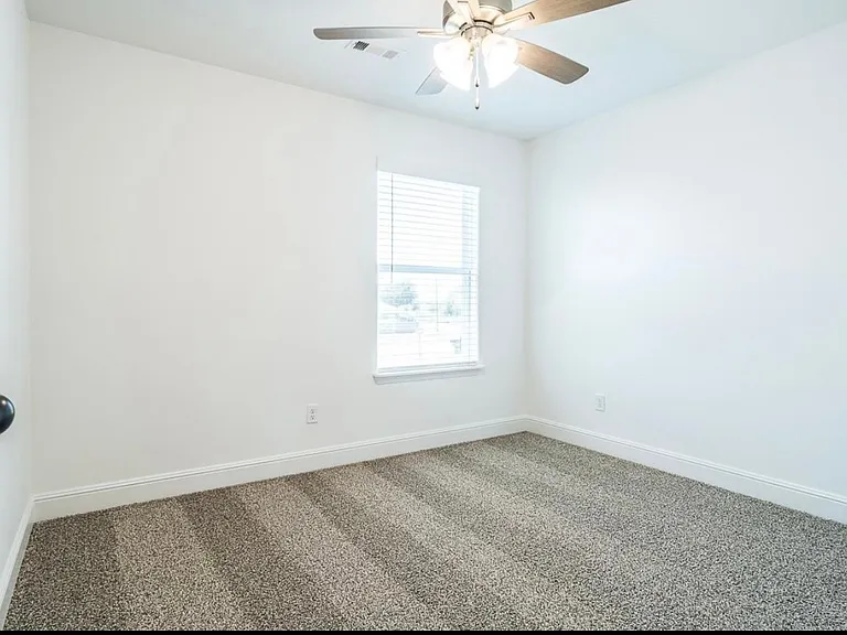 2161 Wildflower Dr — Photo 19