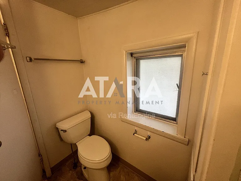 624 E 7th Ave — Photo 14