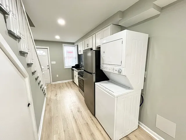 935 S Belnord Ave — Photo 8