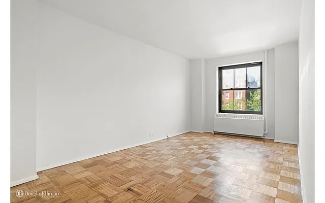 Sold by Douglas Elliman | media 14