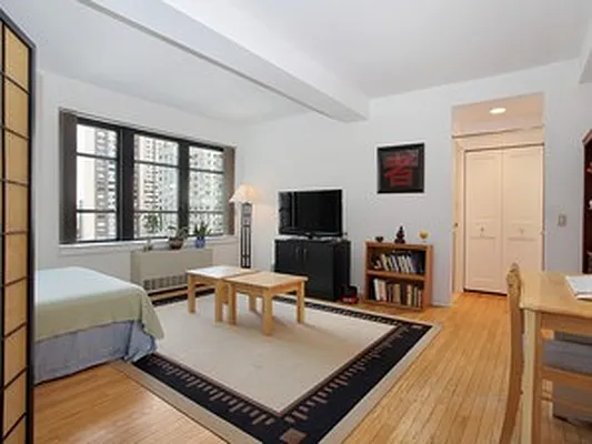 Rented by Corcoran | media 2