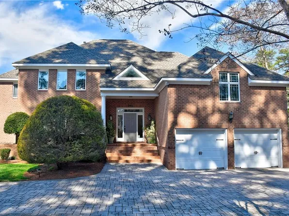 790 Oriole Dr, Virginia Beach, VA 23451