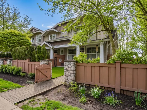 20460 66th Ave #17, Langley, BC V2Y 3B6