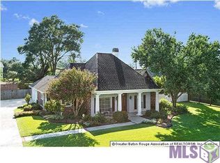 37487 Oak Hills Dr, Denham Springs, LA 70706