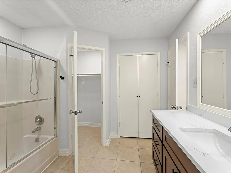 12402 Jaguar Dr — Photo 18