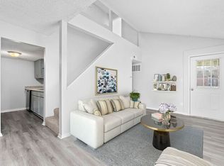951 Arkansas St #N-4, Lawrence, KS 66044