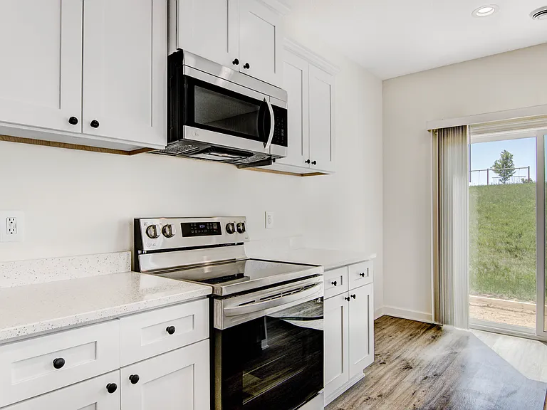 Dawes Place Townhomes — Photo 93