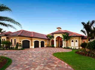 4151 Founders Club Dr, Sarasota, FL 34240