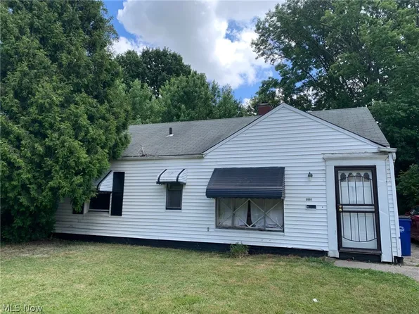 3851 E 188th St, Cleveland, OH 44122