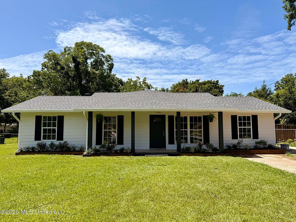 1st image of 4802 Legare Ave
