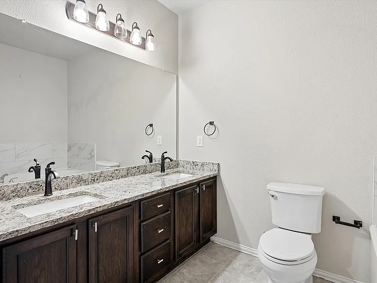 11589 Snyder Dr — Photo 8