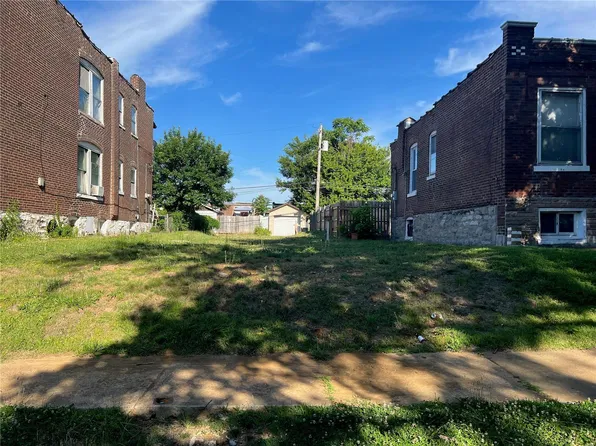 3729 Hydraulic Ave, Saint Louis, MO 63116