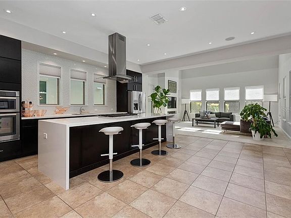3rd image of 14282 Aldford Dr