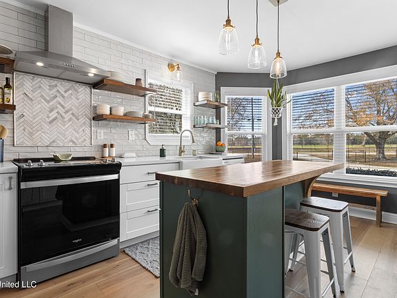 5th image of 15392 Three Rivers Rd