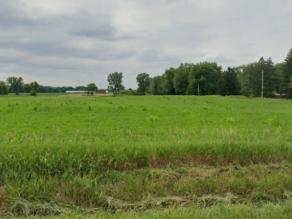 0 Apple Rd, Bourbon, IN 46504