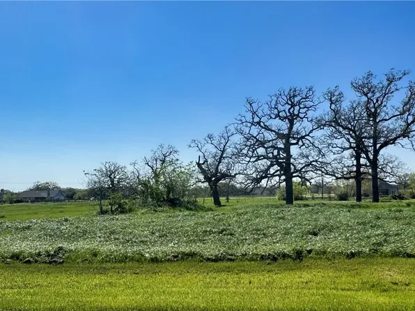 9993 Panther Creek Rd, Iola, TX 77861