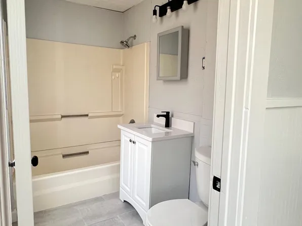 11 Reeves St #3, Worcester, MA 01607