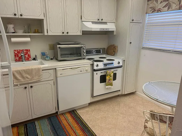 20 Yacht Club Dr #405 — Photo 11