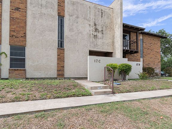 3rd image of 100 Royal Way Dr APT 17C