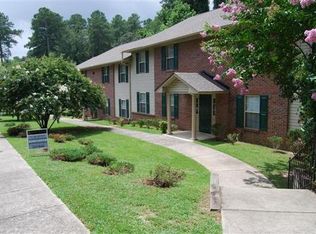 303 Hinsdale Ave APT 201, Fayetteville, NC 28305