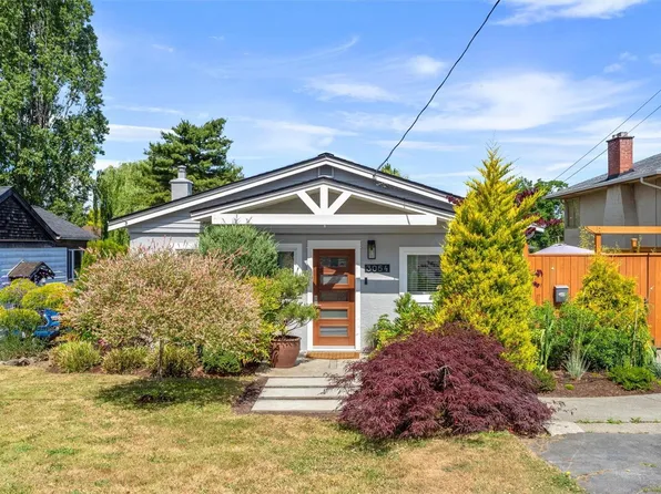 3054 Millgrove St, Saanich, BC V9A 1X5