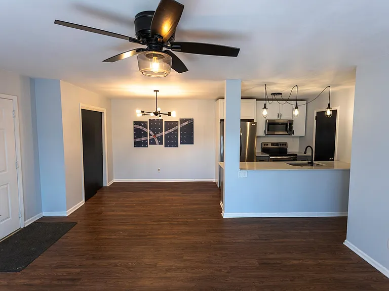 74 Le Forge Ct — Photo 4