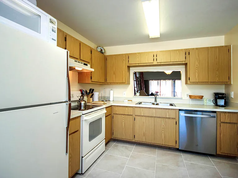 15456 Admiralty Cir #7 — Photo 12