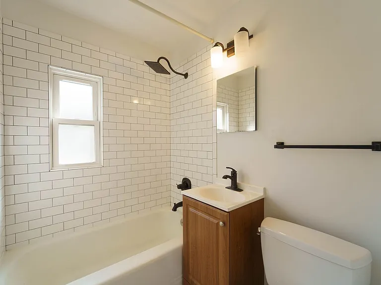 4400 Garrett Park Rd — Photo 11