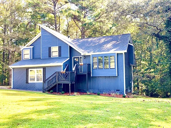 3706 Londonderry Ct, Lithonia, GA 30038