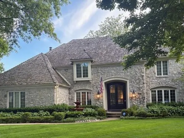 11804 Fairway Ave, Leawood, KS 66211