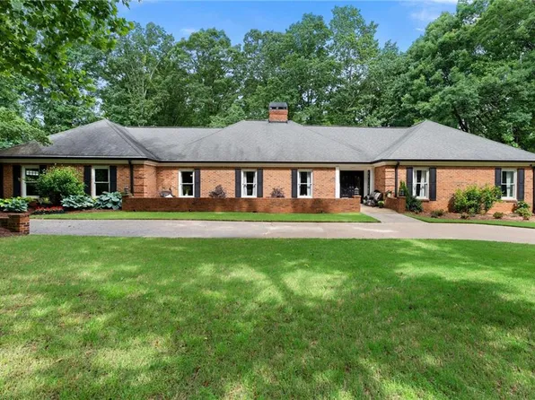 105 Rockstore Rd, Dallas, GA 30132