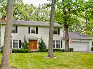 771 Cherokee Rd, Lake Forest, IL 60045