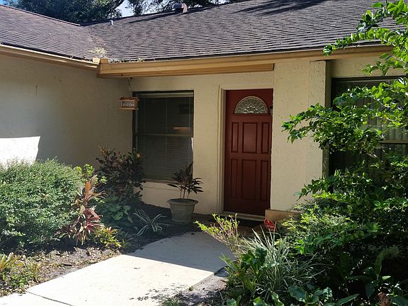3rd image of 2221 Eugenia Ct
