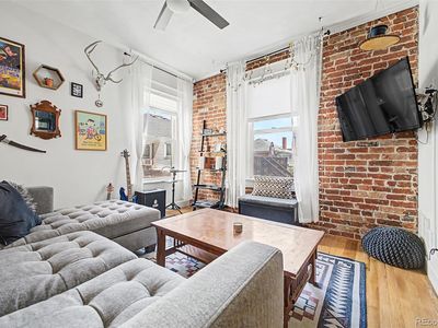 610 N Logan Street #17, Denver, CO, 80203