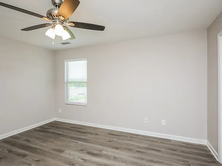 643 Nonsuch Way — Photo 10