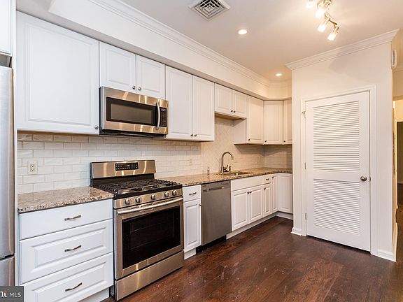 3rd image of 4435 Sansom St #1