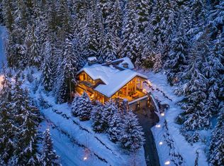 4673 Blackcomb Way, Whistler, BC V8E0Z3