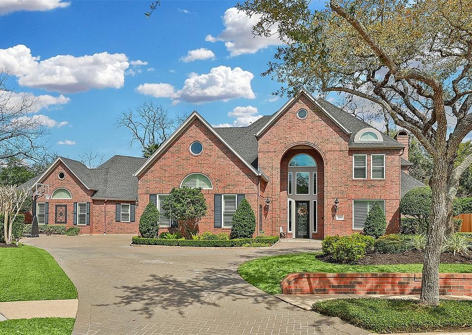 1st image of 4110 Woodbriar Ct