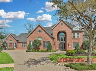 4110 Woodbriar Ct, Sugar Land, TX 77479