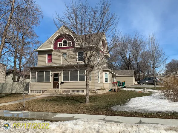 104 4th St NW, Ortonville, MN 56278