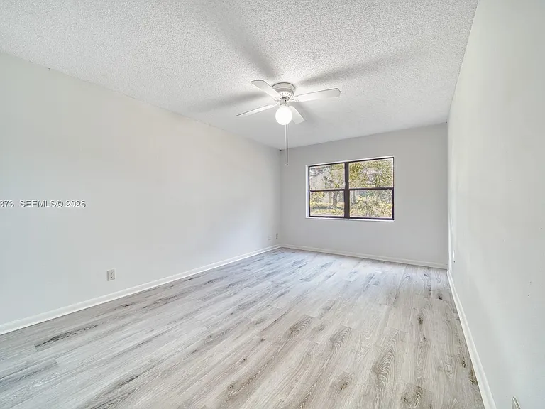 8290 Lake Dr #236 — Photo 10
