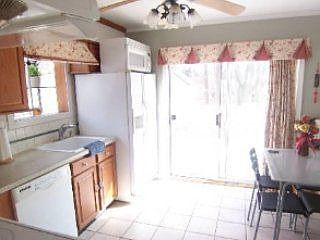 3rd image of 36 Rose St