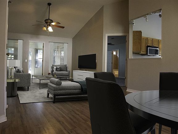 3rd image of 1123 Camaree Pl